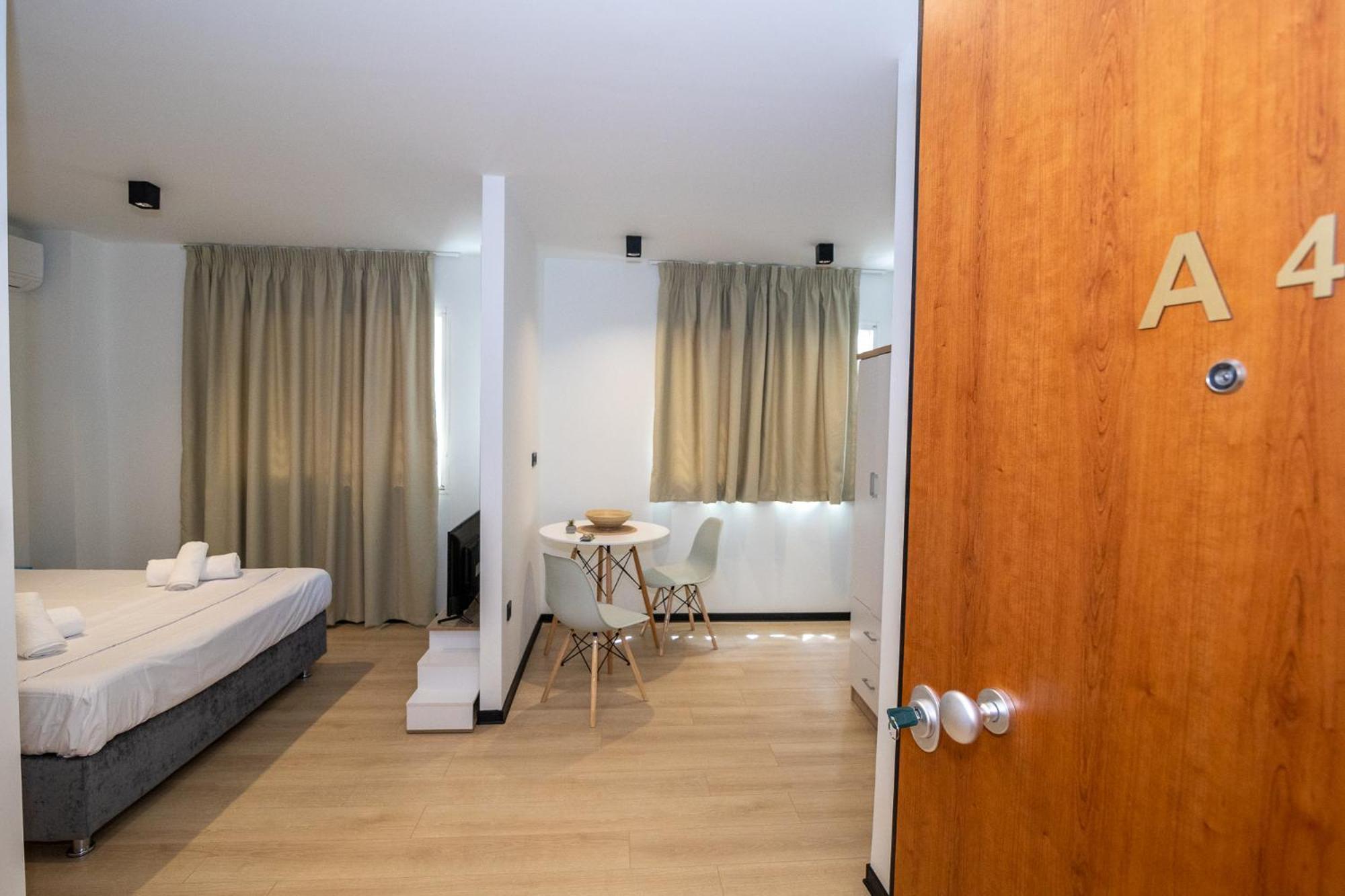 Facadoro Luxury Apartments Atenas Exterior foto